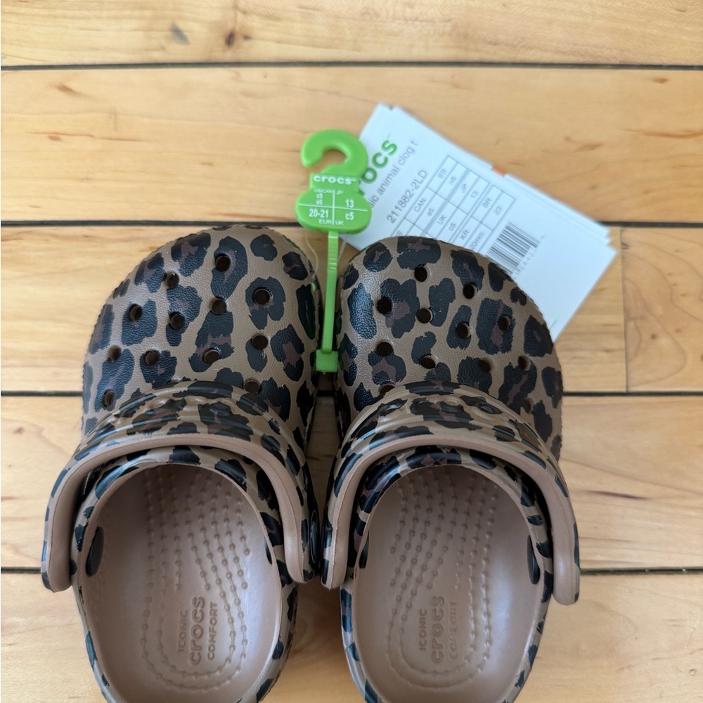Toddler Cheetah Leopard Crocs Size 5C Sold Out Shoes Originally $40